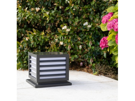 Solar QUB: Cube Lamp - Discover the New Floor Spotlights