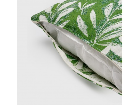 Marra: Waterproof Outdoor Cushion with Soft Padding | Maanta
