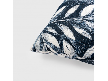 Marra: Waterproof Outdoor Cushion with Soft Padding | Maanta