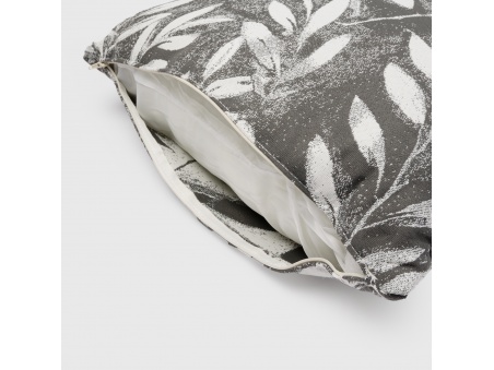 Marra: Waterproof Outdoor Cushion with Soft Padding | Maanta