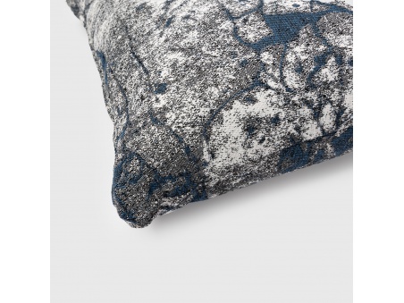 Marra: Waterproof Outdoor Cushion with Soft Padding | Maanta