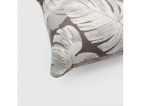 Marra: Waterproof Outdoor Cushion with Soft Padding | Maanta