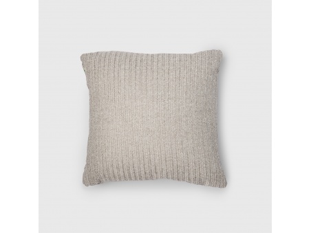 Marra: Waterproof Outdoor Cushion with Soft Padding | Maanta