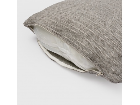 Marra: Waterproof Outdoor Cushion with Soft Padding | Maanta