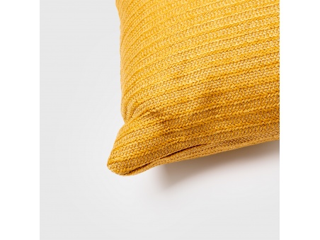 Marra: Waterproof Outdoor Cushion with Soft Padding | Maanta