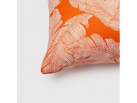 Marra: Waterproof Outdoor Cushion with Soft Padding | Maanta