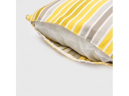 Marra: Waterproof Outdoor Cushion with Soft Padding | Maanta