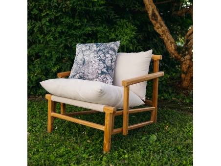 Marra: Waterproof Outdoor Cushion with Soft Padding | Maanta