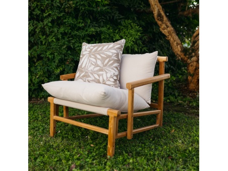 Marra: Waterproof Outdoor Cushion with Soft Padding | Maanta