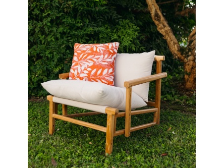 Marra: Waterproof Outdoor Cushion with Soft Padding | Maanta