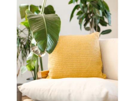 Marra: Waterproof Outdoor Cushion with Soft Padding | Maanta