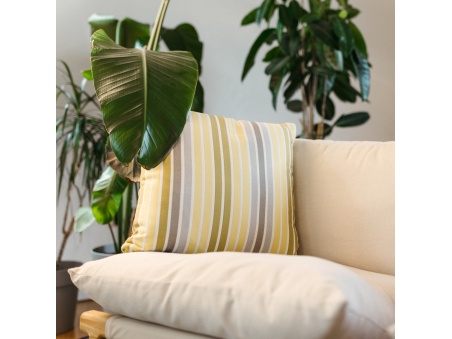 Marra: Waterproof Outdoor Cushion with Soft Padding | Maanta