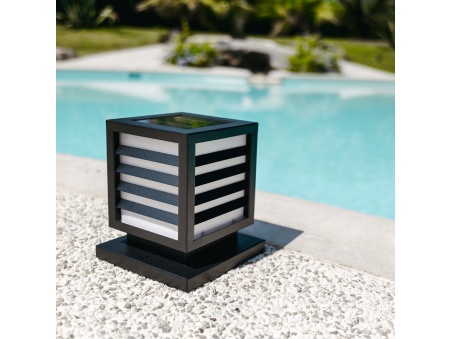 Solar QUB: Cube Lamp - Discover the New Floor Spotlights