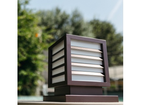Solar QUB: Cube Lamp - Discover the New Floor Spotlights