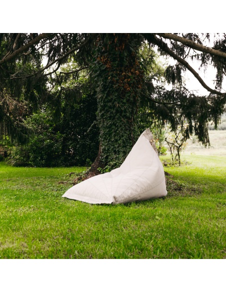 Randa: the Unique Bean Bag with Radial Design for Outdoors and Indoors