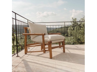 Bolina - The modular armchair that turns into a sofa