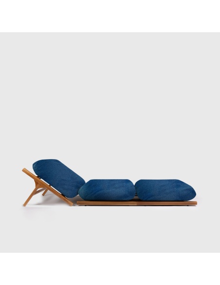 Tuga: Teak sun lounger Unique Nautical Design