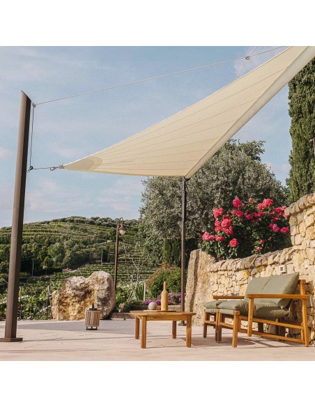 Zefira Motorized Roll-Up Shade Sail: No Wires, Just Freedom