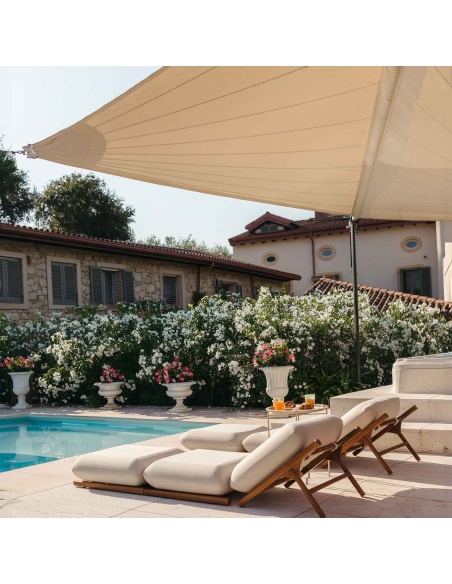 Zefira Motorized Roll-Up Shade Sail: No Wires, Just Freedom