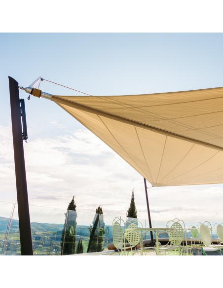 Zefira Motorized Roll-Up Shade Sail: No Wires, Just Freedom