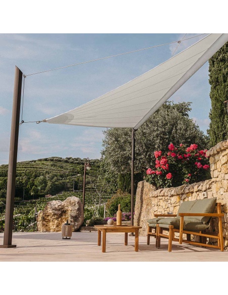 Zefira Motorized Roll-Up Shade Sail: No Wires, Just Freedom