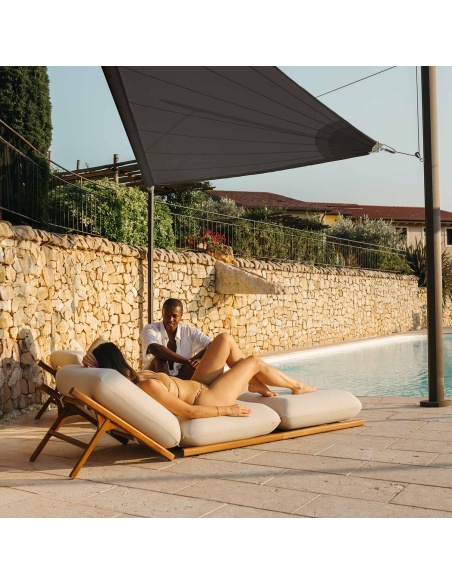 Zefira Motorized Roll-Up Shade Sail: No Wires, Just Freedom