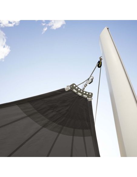 Zefira Motorized Roll-Up Shade Sail: No Wires, Just Freedom