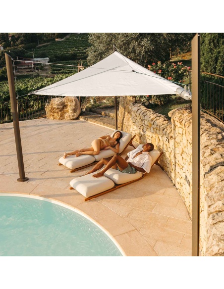 Zefira Motorized Roll-Up Shade Sail: No Wires, Just Freedom