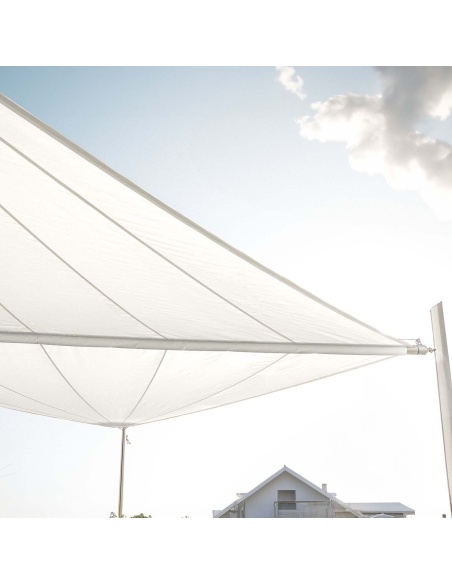 Zefira Motorized Roll-Up Shade Sail: No Wires, Just Freedom