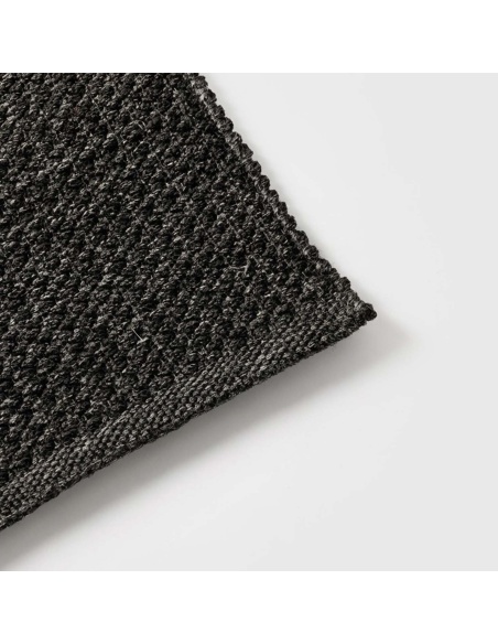 Tramelia: Handwoven Outdoor Rug