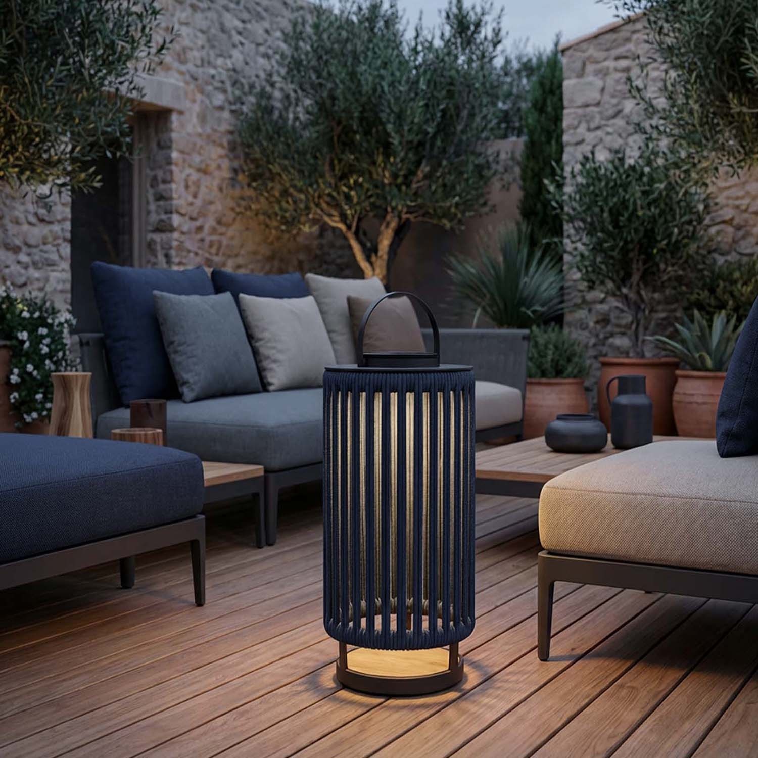 Marinea - The portable outdoor solar lamp