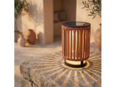 Filara - The outdoor solar table lamp