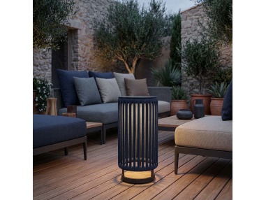 Filara: modern solar lamp - designer solar light for patio and outdoor