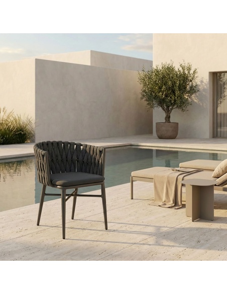 Torcea: Outdoor Chair with Wide Flat Rope