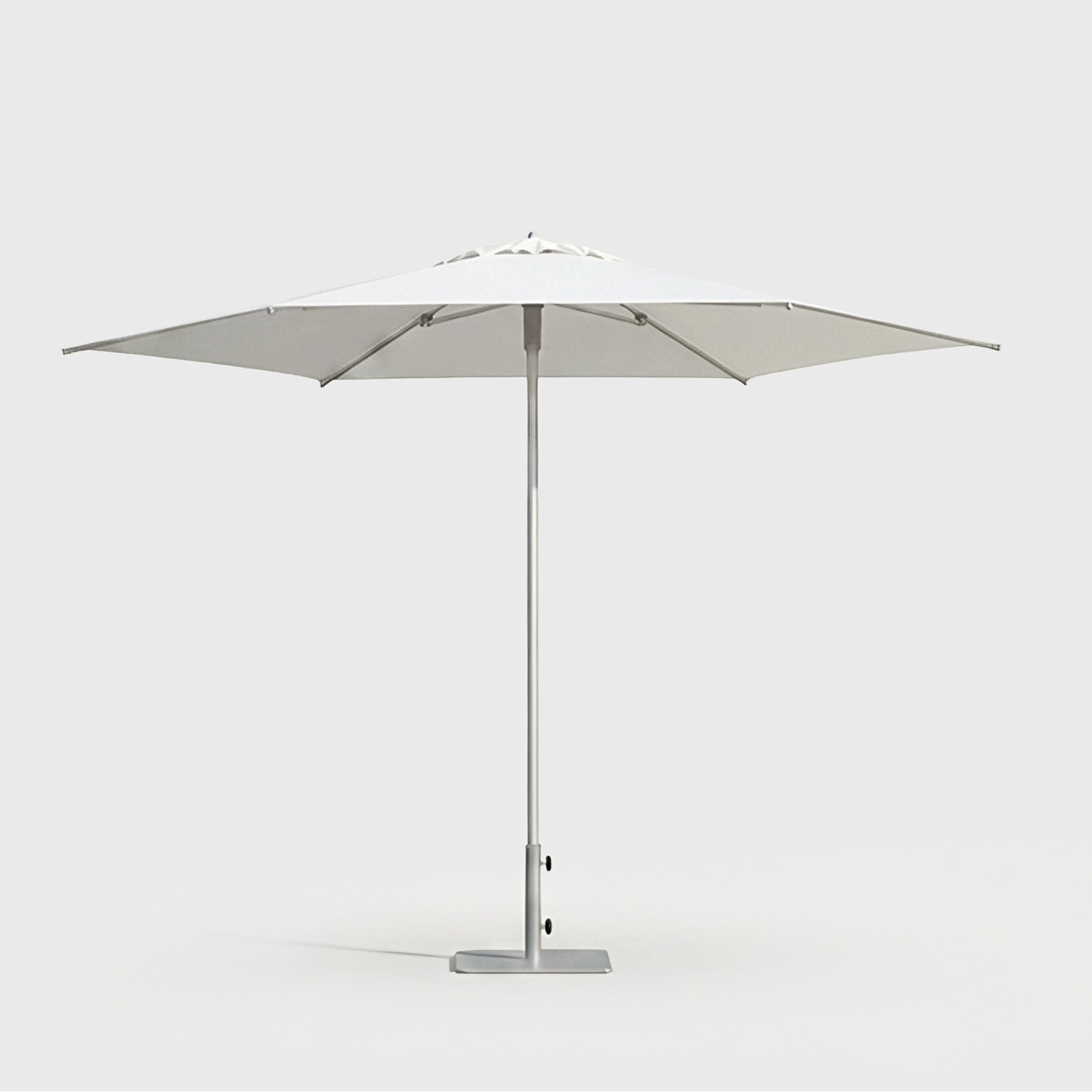 Klika: Center-Pole Patio Umbrella with KlikOpen® Technology 2