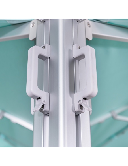 Cygnus Qadro: Four-Canopy Cantilever Umbrella 19'8" x 19'8"