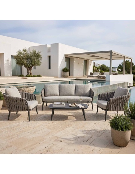 Quieta: 5-Seat Outdoor Sofa Set in Aluminum and Rope