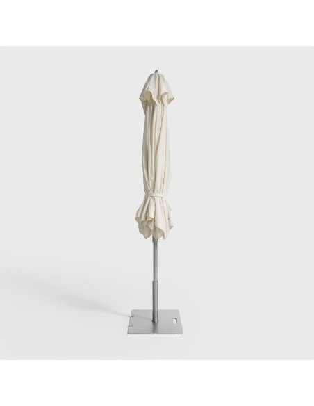 Klika: Center-Pole Patio Umbrella with KlikOpen® Technology