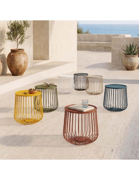 Plana: Low Outdoor Side Table with a Durable Iron Rod Frame
