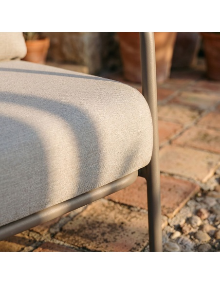 Melina: Outdoor lounge set with extra-thick cushions