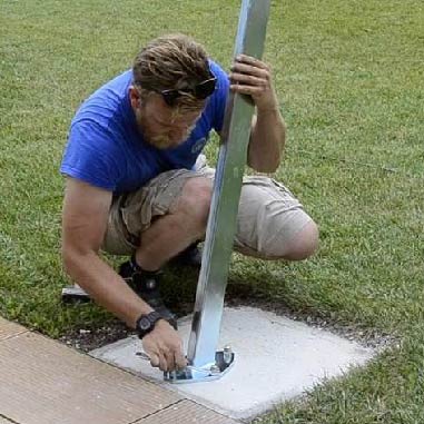 Concrete plinth for sun sails