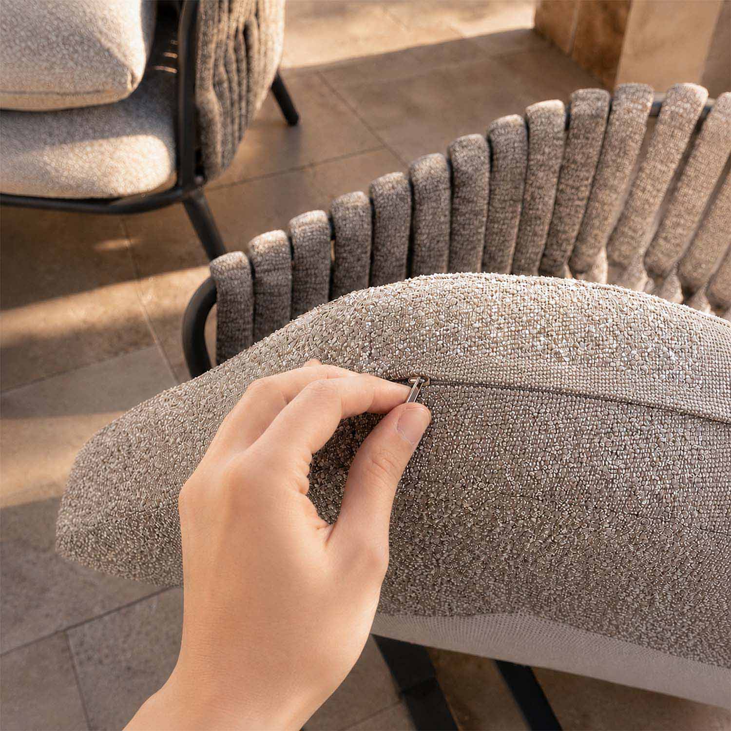 Removable covers with zip