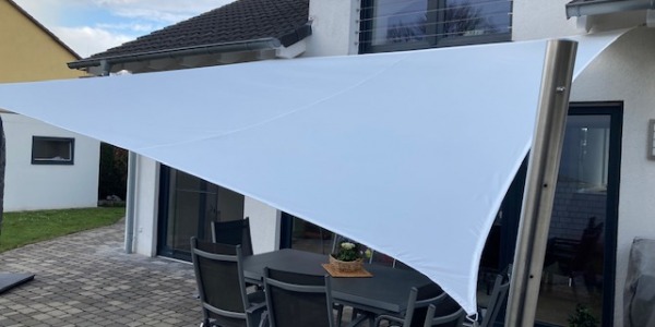 Waterproof Easyshade for private garden